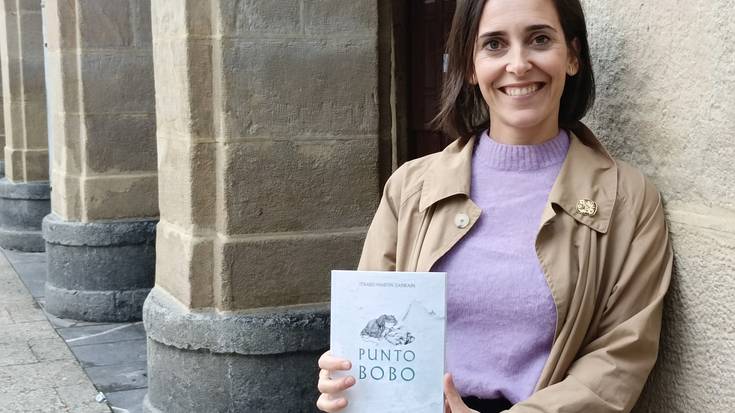'Punto bobo' liburuari buruzko solasaldia Itxaso Martin egilearekin