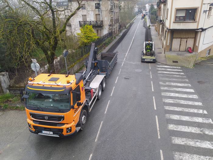 Altsasuko hegoaldeko sarbidea itxita