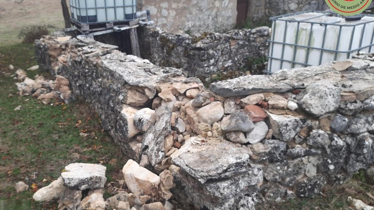 Basozainek natur parkeko artzain txabolak ere zaintzen dituzte