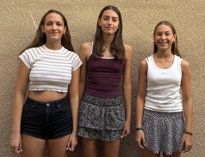 Amazona, zaldia eta familia