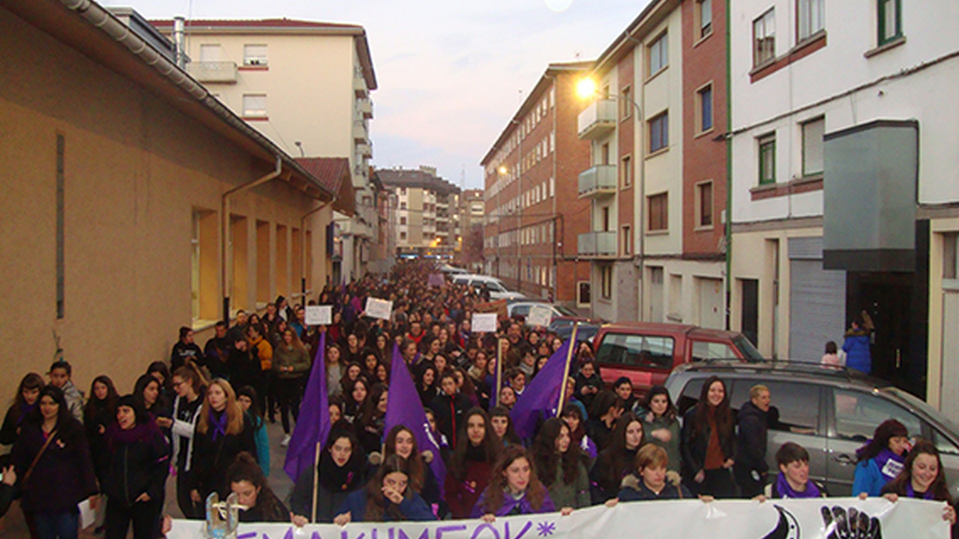 Mugimendu feminista: “pertsonen bizitzak erdigunean jarriko dituen jendarte berri bat”