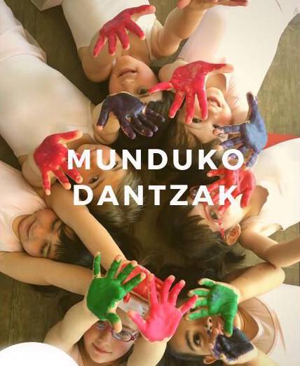Irantzu Gonzalez Dantza Eskolako Lakuntzako ikasleen 'Munduko dantzak' ikuskizuna.