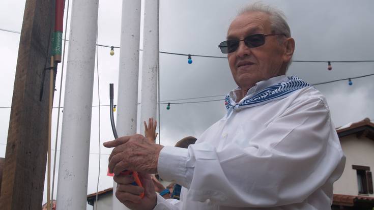 Agustin Lopez de Zubiriak abiarazi ditu Bakaikuko festak