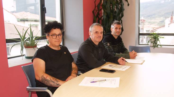 "Hautazkoa ez den bakardadeari aurre egiteko beharra argi ikusten da"