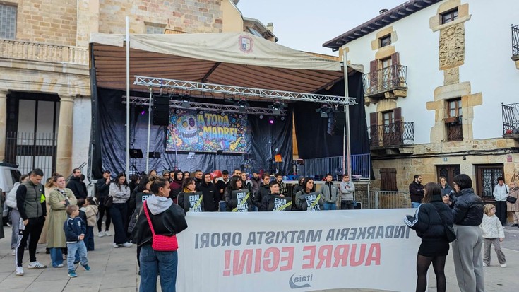 Angelukoa "erailketa matxista" izan dela salatu du Itaiak