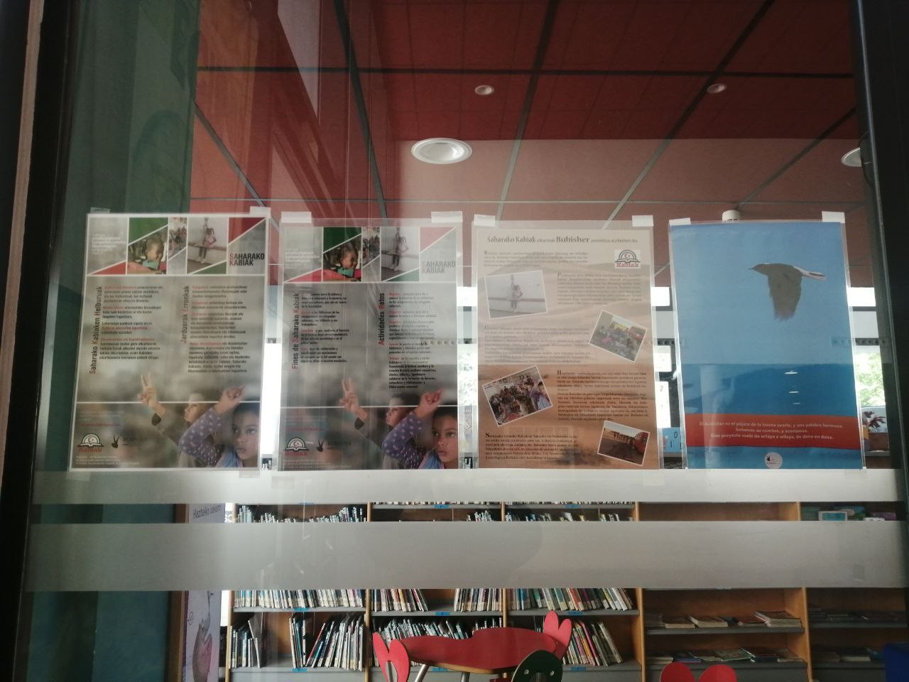 Saharako liburutegi ibiltarien erakusketa, Lakuntzan