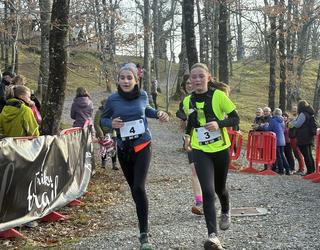 Mendi lasterketa, pilota eta areto futbola