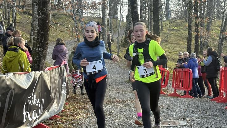 Mendi lasterketa, pilota eta areto futbola