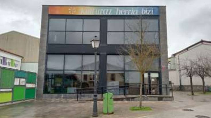 Udalak kultur etxean lanak egin nahi ditu