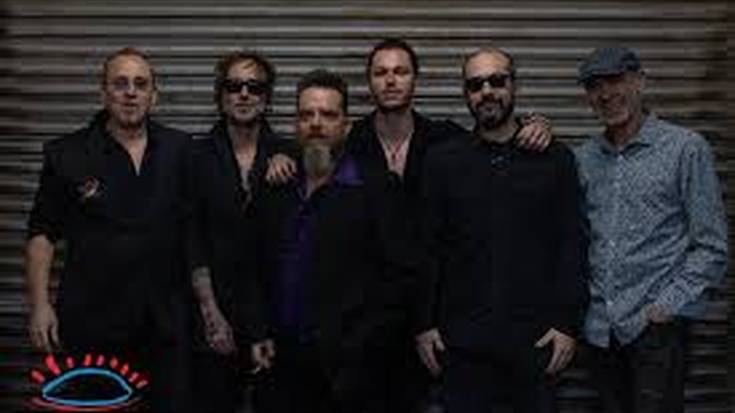 Cadillac Solitario taldea festen bezperan