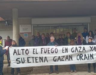 Gazan genozidioak etenik ez duela salatu dute