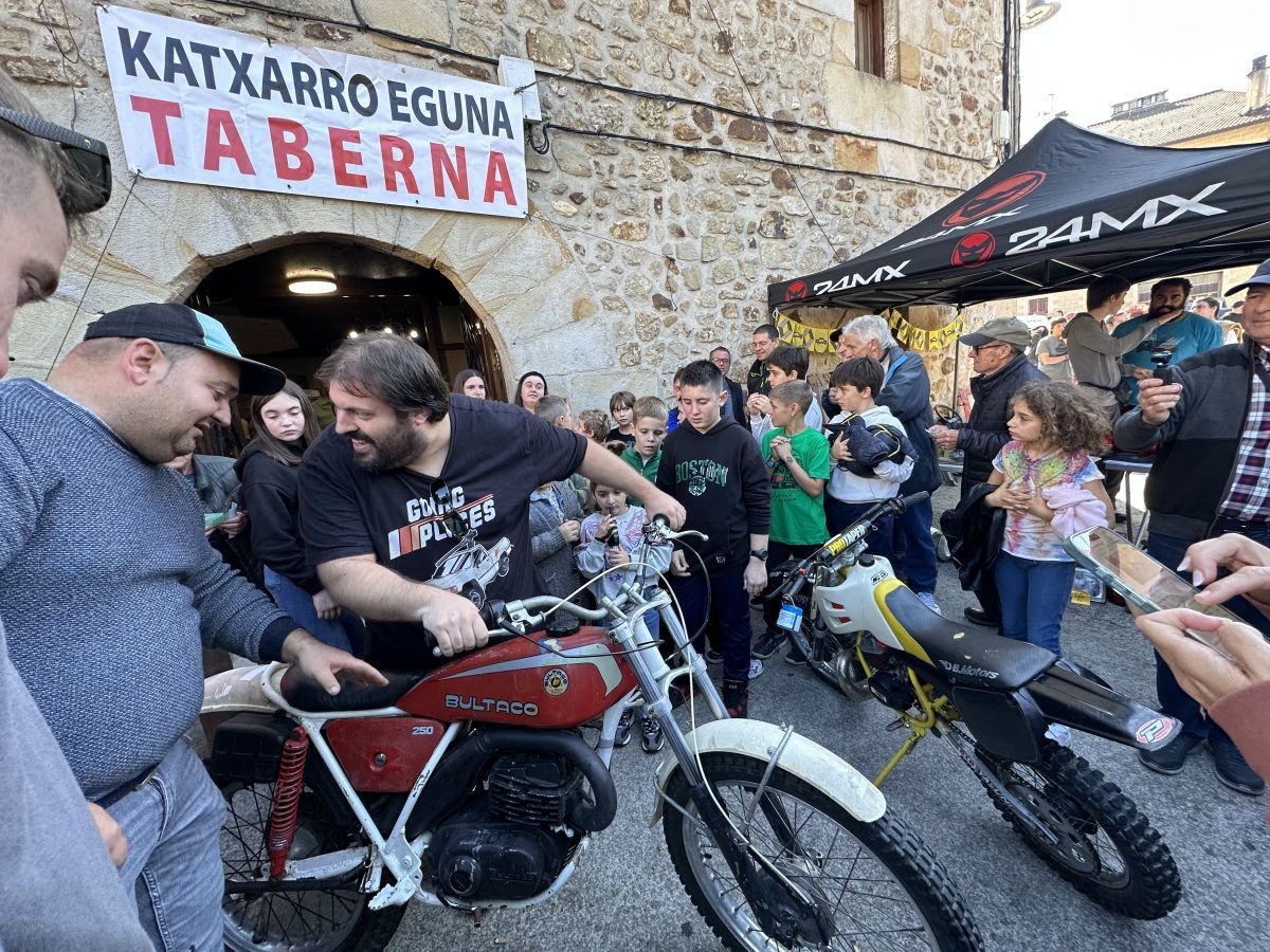 Katxarroak puntuan jartzera
