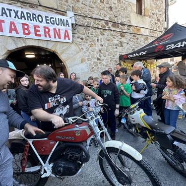 Katxarroak puntuan jartzera