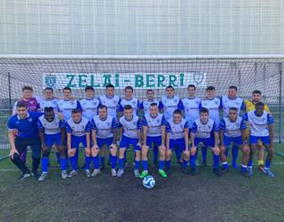 Urtea zoragarri hasi dute Etxarrik eta Lagun Arteak