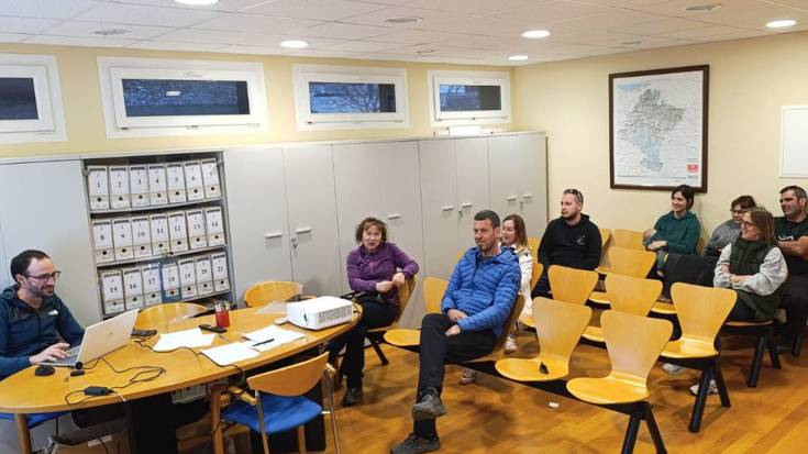 AHT azterlana eta alternatibaren azalpenak