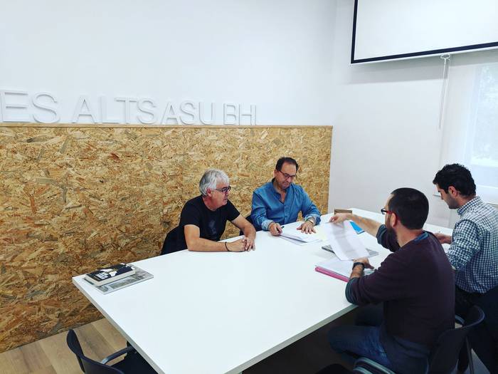 Ikerketa-bekako lana udalaren esku