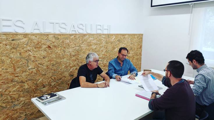 Ikerketa-bekako lana udalaren esku