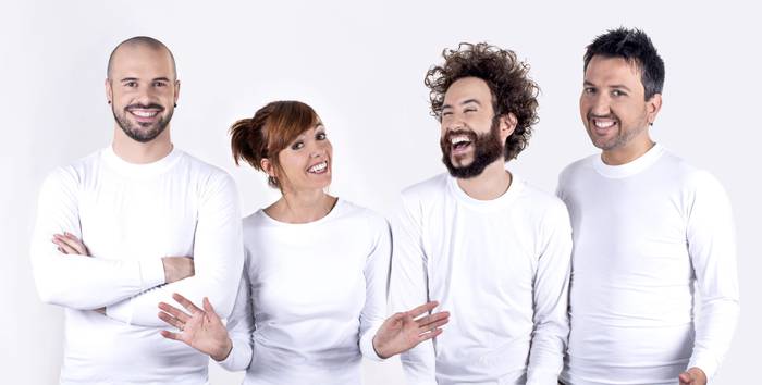 Demode Quartet taldeko Joli Pascualenaren Incorretas kontzertu-ikuskizuna