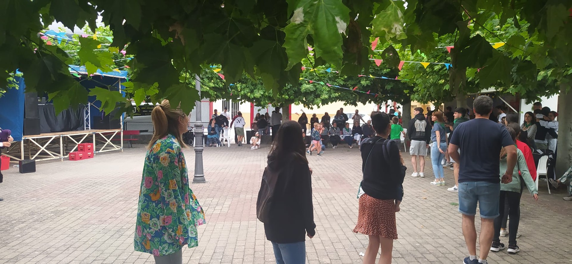 Udalak gazteendako kooperazio beka deialdia egin du