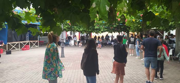 Udalak gazteendako kooperazio beka deialdia egin du