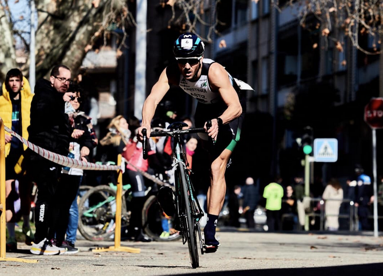 Mikel Astiz Euskadiko podiumean