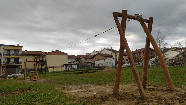 Parkea itxura hartzen hasi da