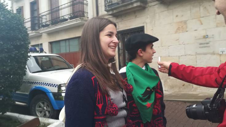 Ainhoa Lopez eta Ekain Alegre: "Goizeko zazpietan hasi gara eskean"