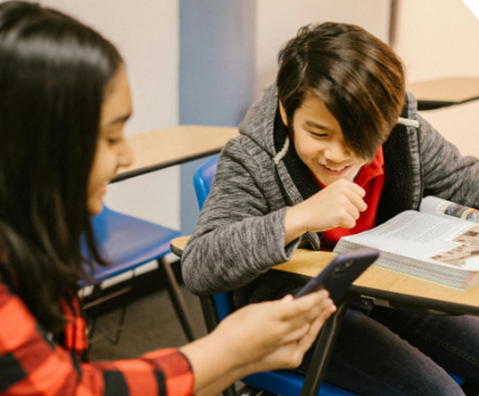 Mugikorra eta gaztetxoen inguruko gurasoendako tailerra, Arakilen
