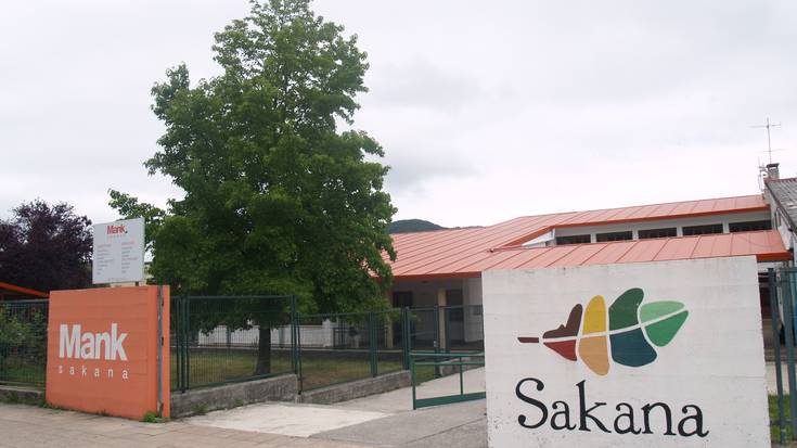 Bi lanpostutarako izendapen proposamenak Mank-en