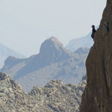 Arlegik Omanen eskalatzeari buruzko hitzaldia eginen du