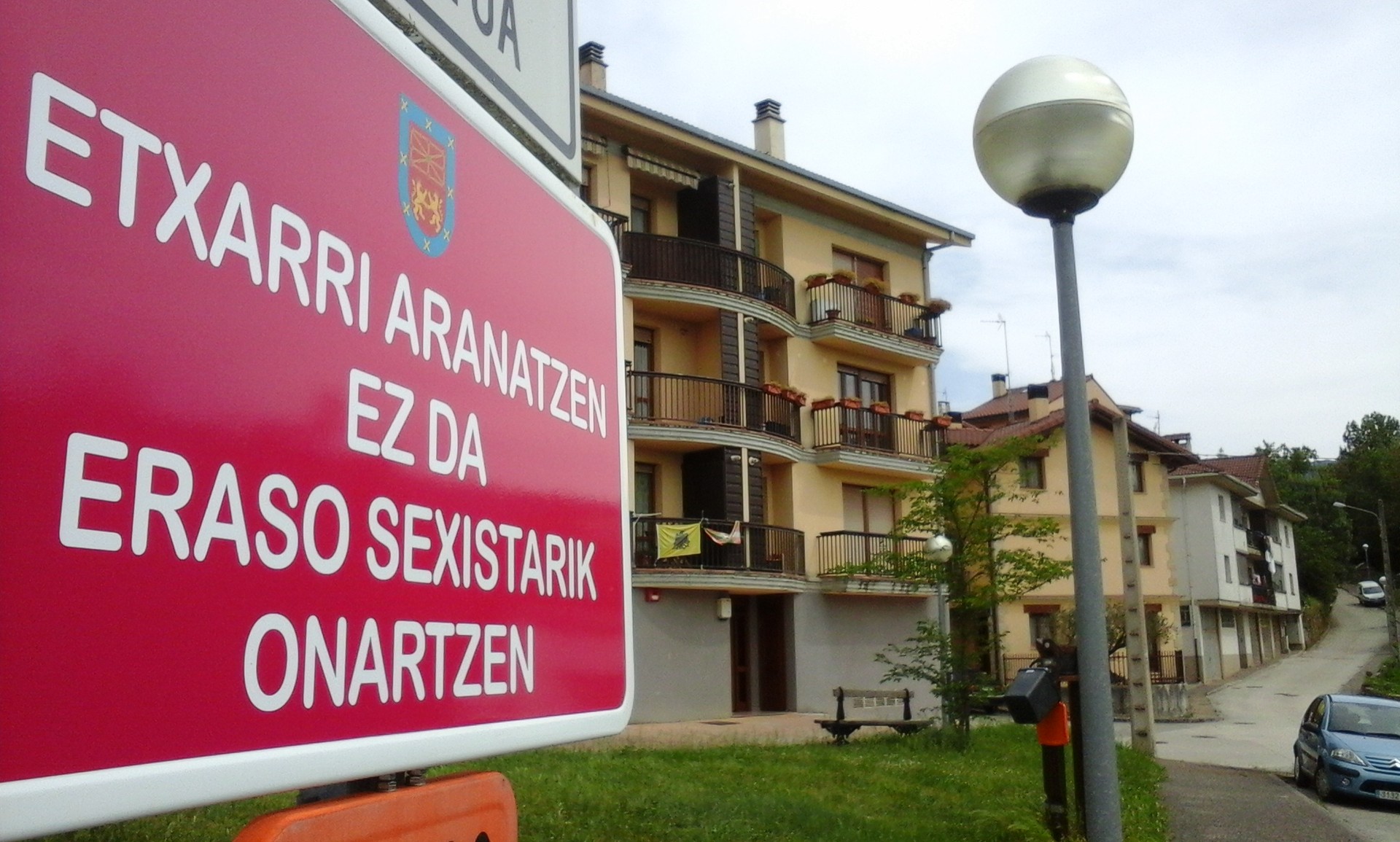 Herri sarreretatik sexu erasoen kontra gaztigatzen
