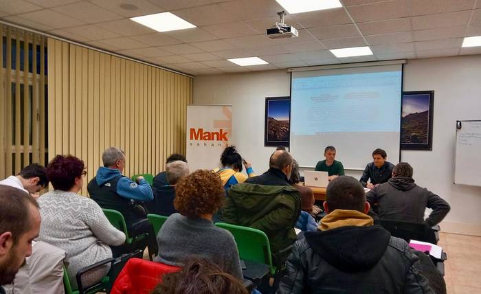 Mank-ek Sunsundeguiren aldeko manifestazioan parte hartzera deitu du