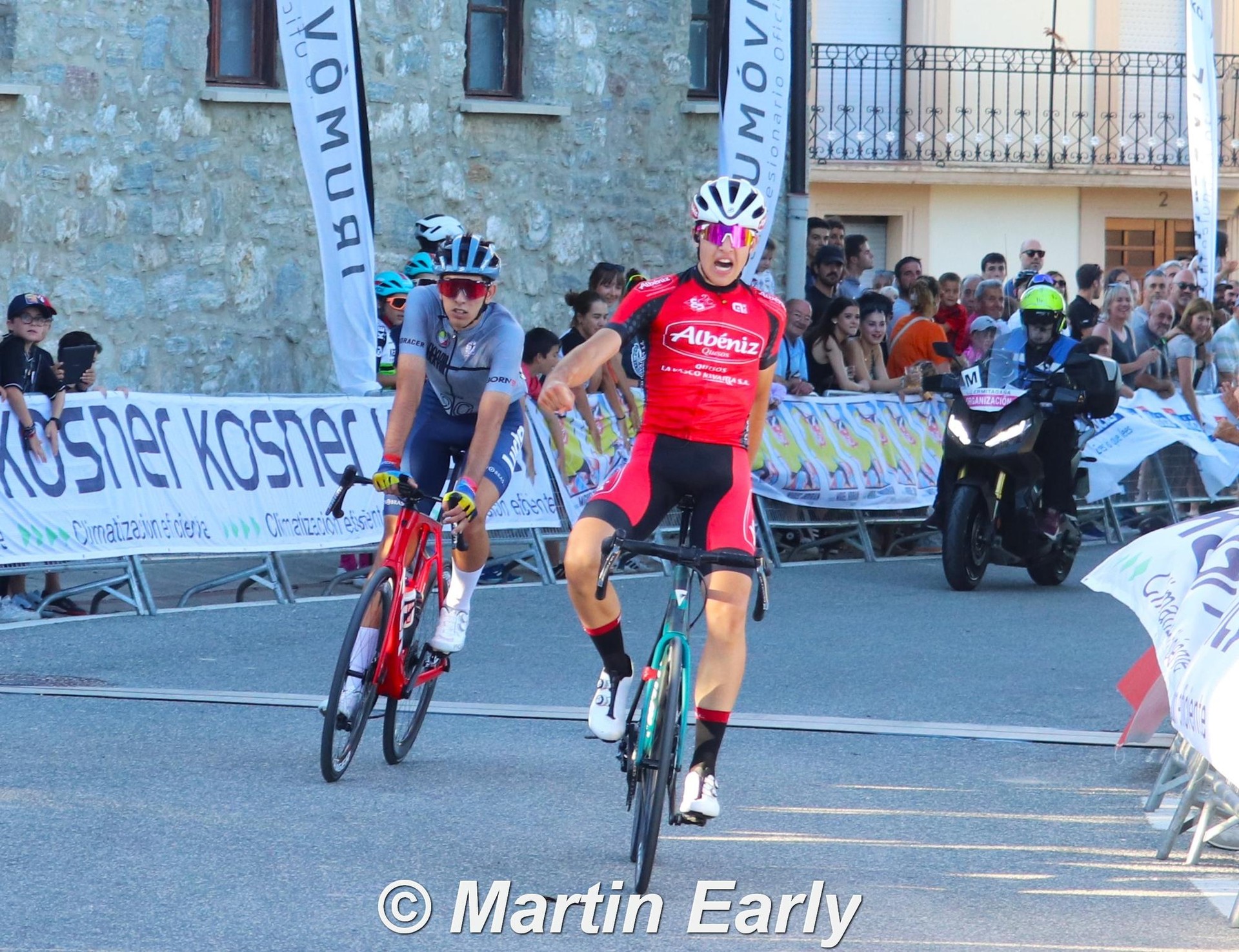 Iker Gomezek Finisher taldearekin egingo du saltoa afizionatuetara