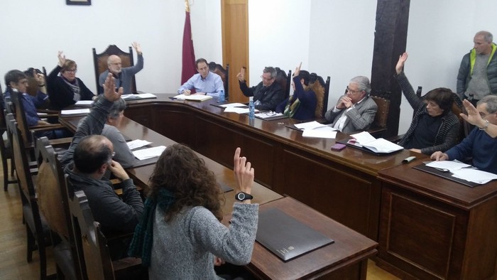 Hiru gazte presoen askatasuna eskatu du udalak