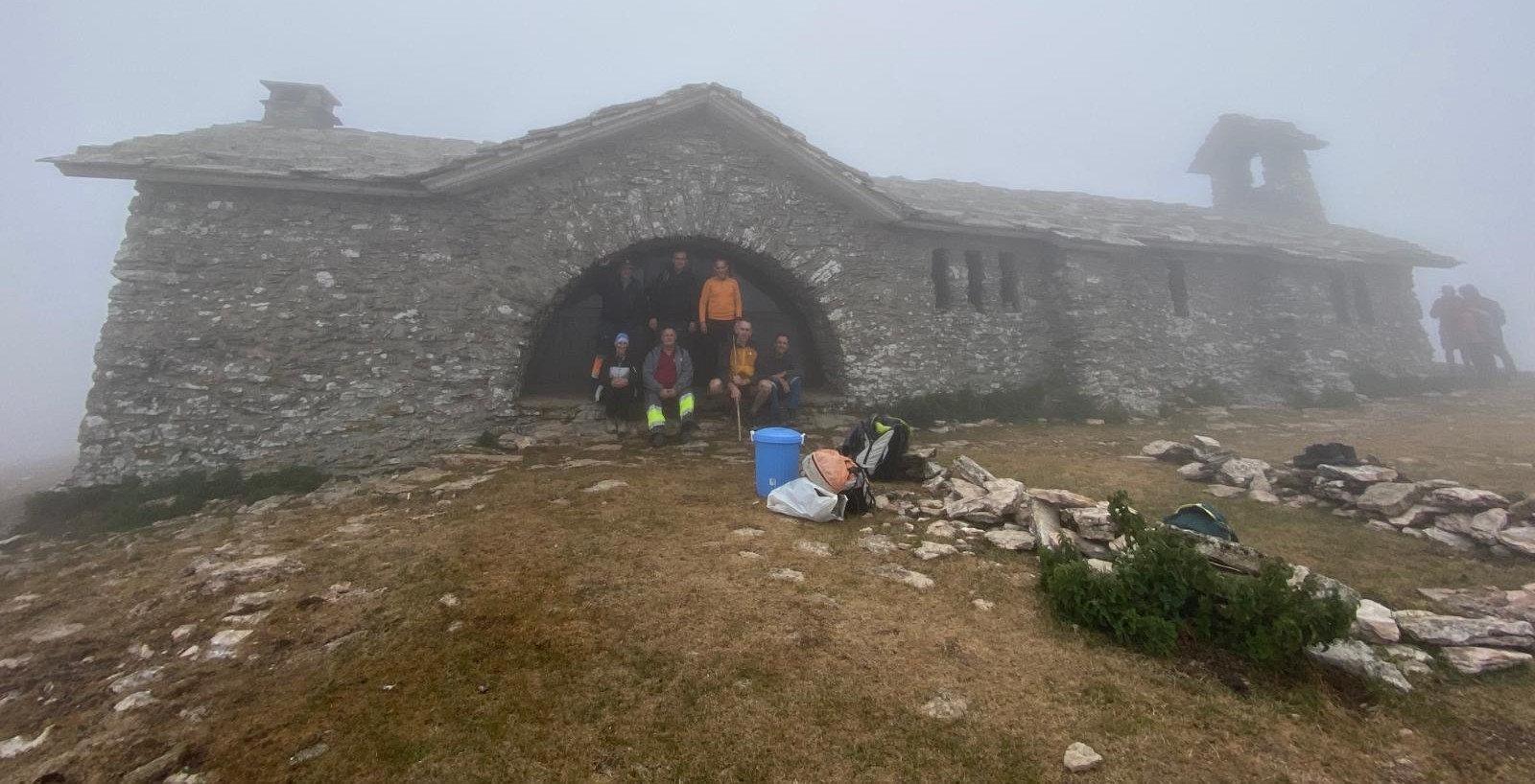 Beriaingo ermitaz arduratzen den taldea KM bertikalean presente egonen da