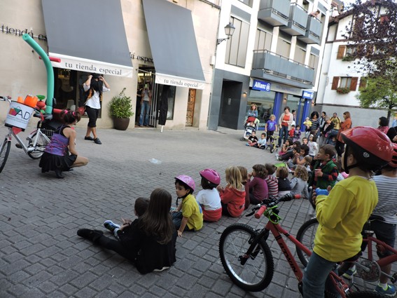 Merkataritza festa bueltan da 
