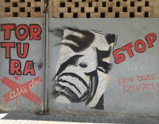 Bi sakandar torturaren biktima direla aitortu du gobernuak