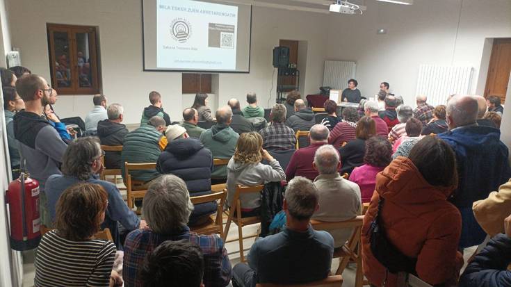 AHTri buruzko bigarren batzarrean ere jende ugari