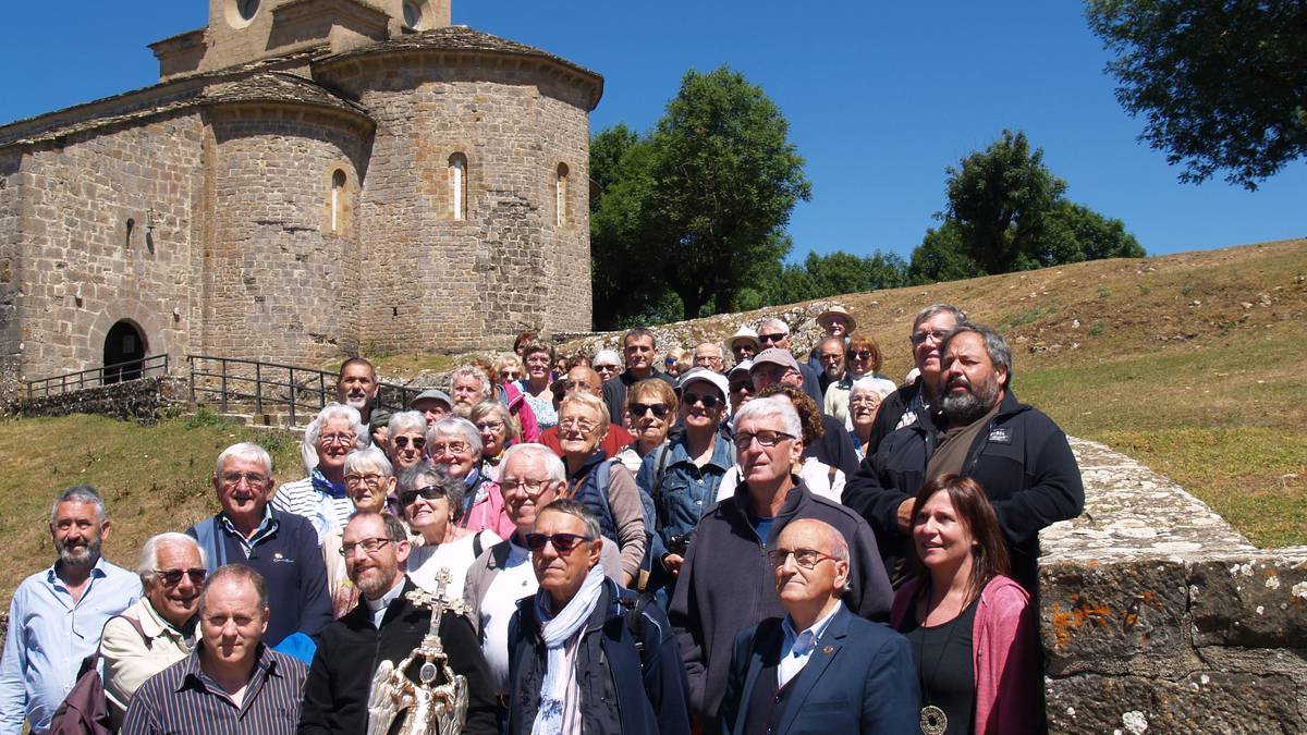 San Migeli eskainitako Europako santutegien eta bideen sarearen topaketa Aralarren