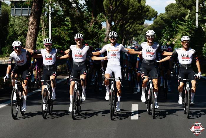 Igor Arrietak podiumean despeditu du Giroa