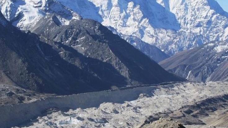 Proiekzioak, tallerrak, hitzaldiak, txapelketak, antzezlanak eta kirol frogak.