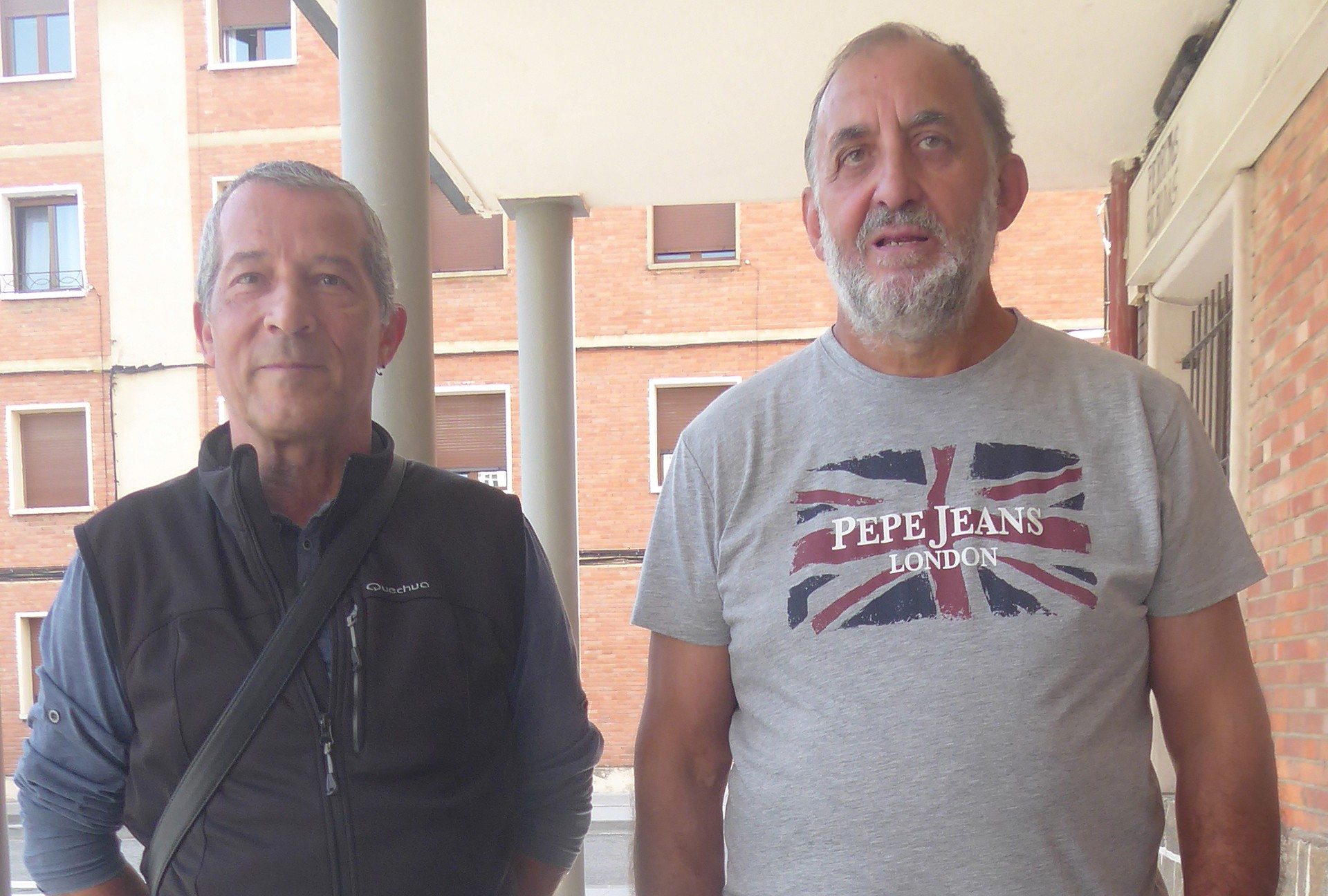 Amiantoaren biktimen aldeko pauso bat