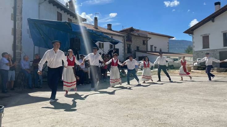 Abuztua agurtzeko, Ihabarko festak