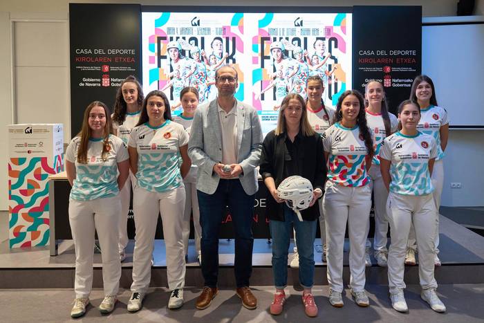 Sakandarrak, Foru Komunitatea Torneoko txapelen borrokan