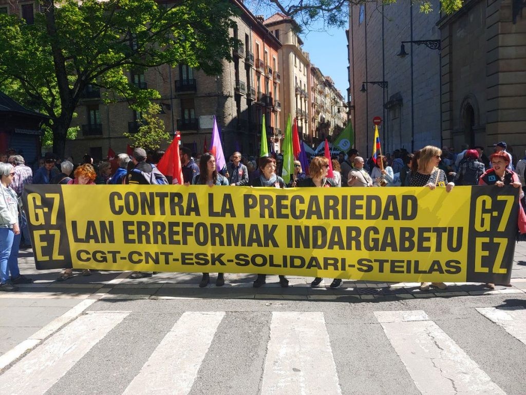 Bizitzak onuren gainetik jarri behar dira