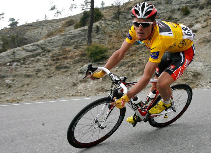 Rural Kutxak Luis Leon Sanchez fitxatu du