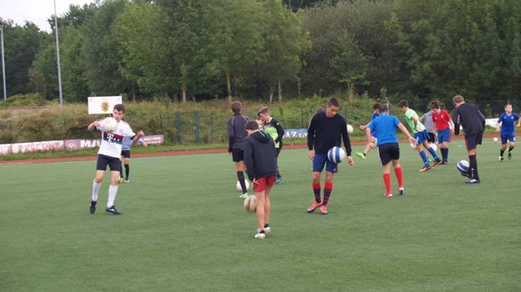 Sakanako Futbol Topaketak: benjaminak eta kimuak lanera