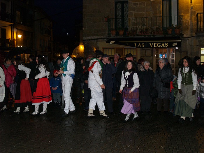 Kintoak zortzikoa dantzatzen - 21